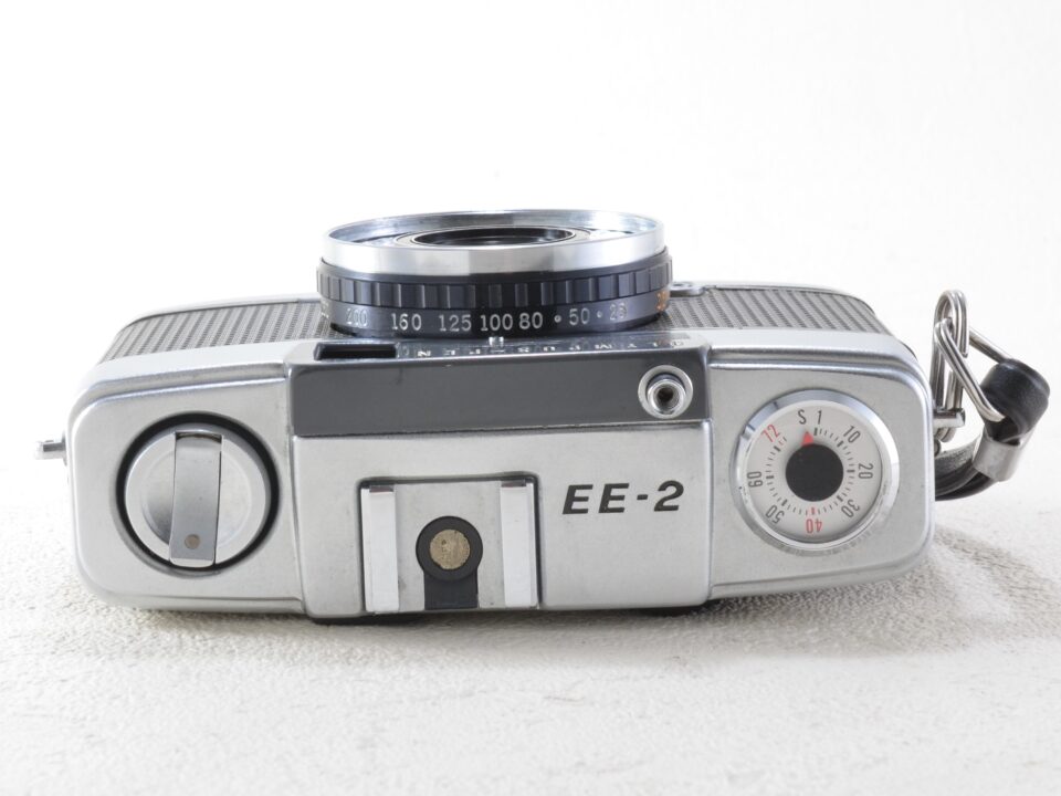 OLYMPUS PEN EE-2