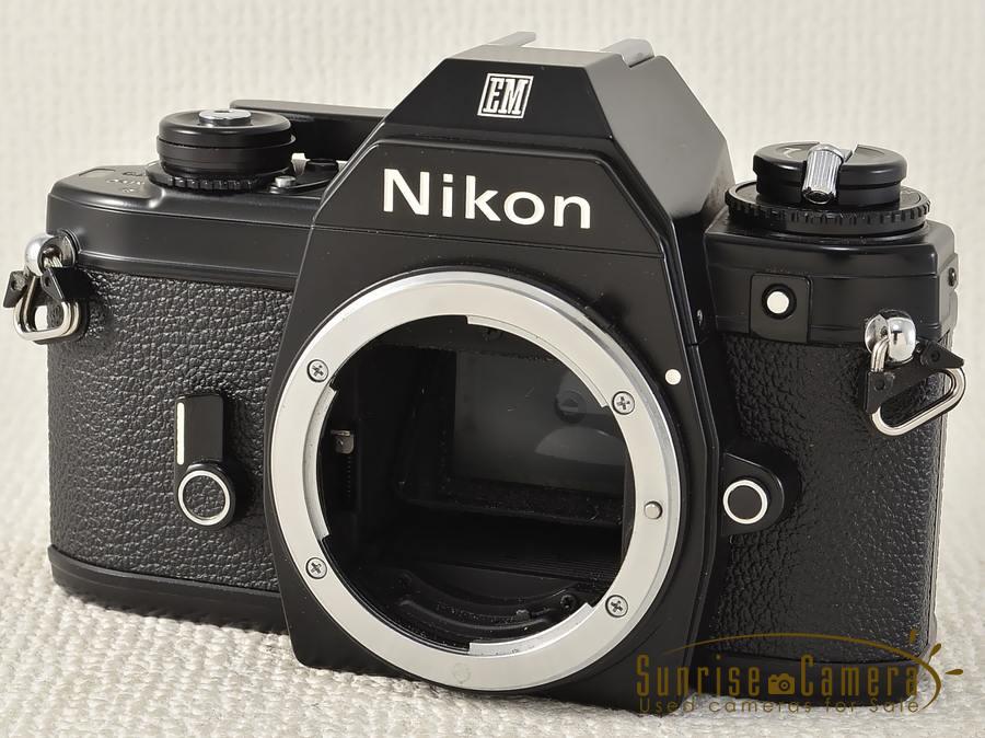 Nikon EM