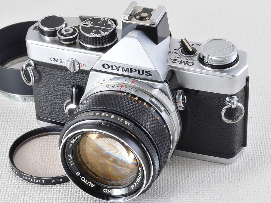 OLYMPUS OM-2N