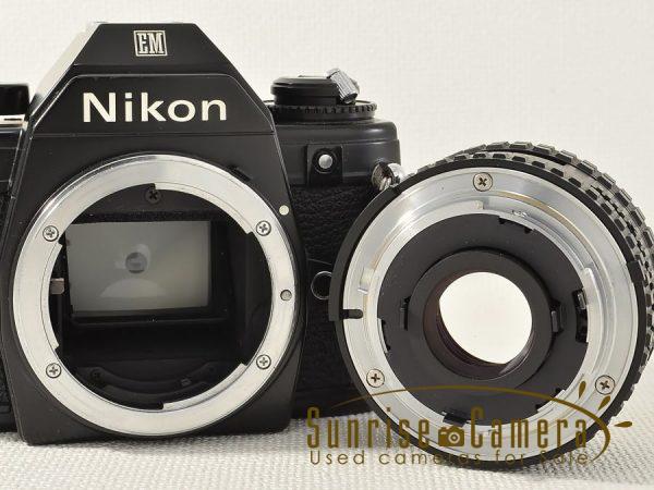 Nikon EM