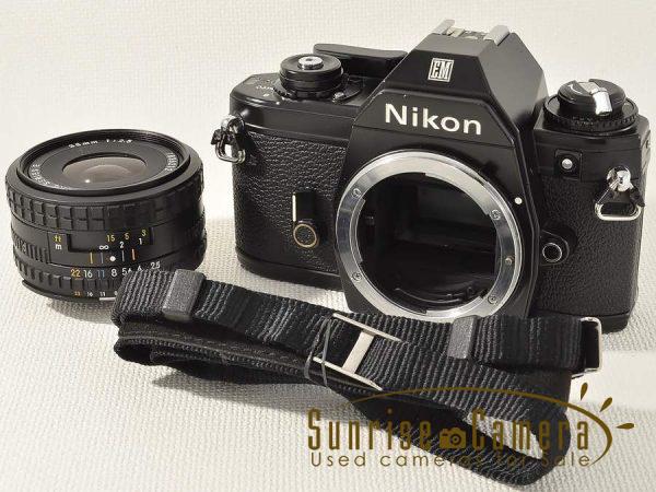 Nikon EM