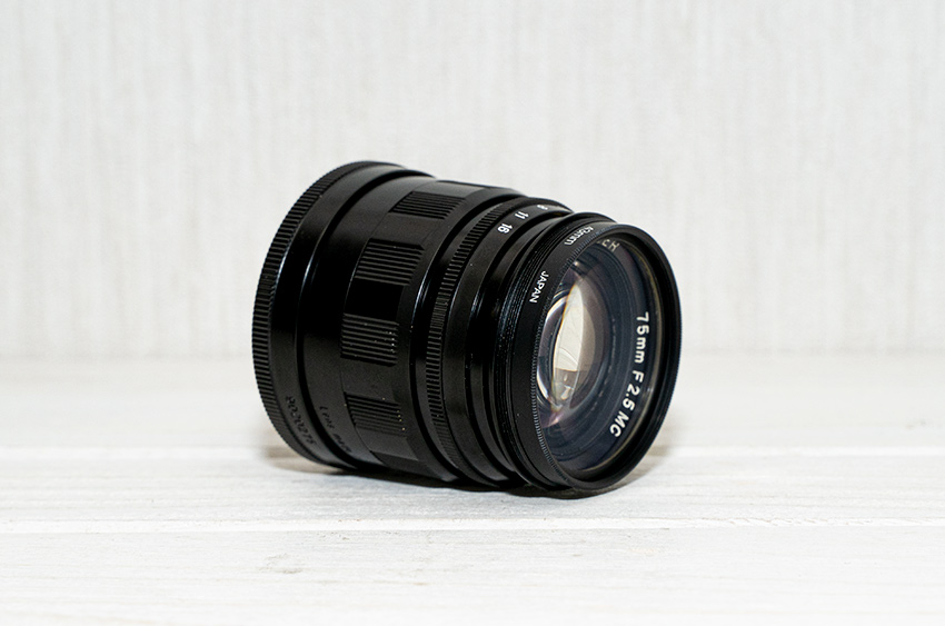 オールドレンズ探訪記] Voigtlander(フォクトレンダー) COLOR-HELIAR 75mm F2.5 MCは性能と味を兼ね備えたモダンな MFレンズ