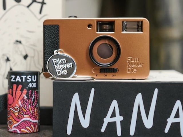 FILM NEVER DIE／NANA CAMERA LIMITED EDITION